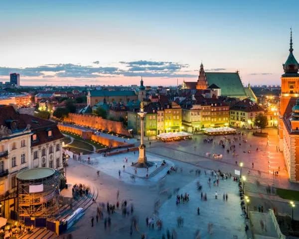 Ile trwa lot z Irlandii do Polski? Czas trwania lotów i porady podróżnicze