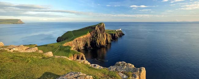 Ile trwa lot do Szkocji? Czas przelotu z Polski i praktyczne informacje